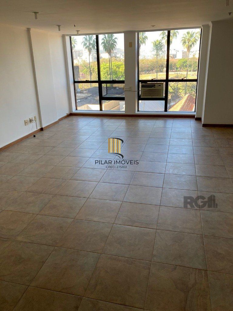 Sala Comercial, 42m², 1 vaga no bairro Bom Fim