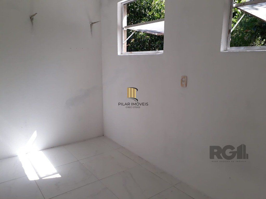 Casa 4 dormitórios no bairro Nonoai