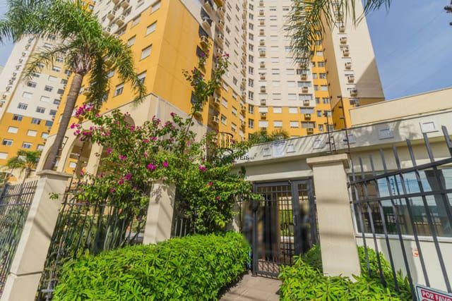 Apartamento de 3 dormitórios à venda no Bairro Santo Antônio - Porto Alegre