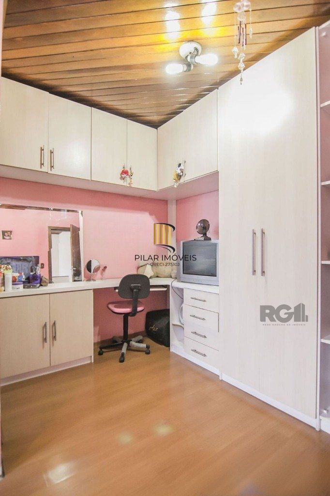 Casa de 2 dormitórios, no bairro Partenon