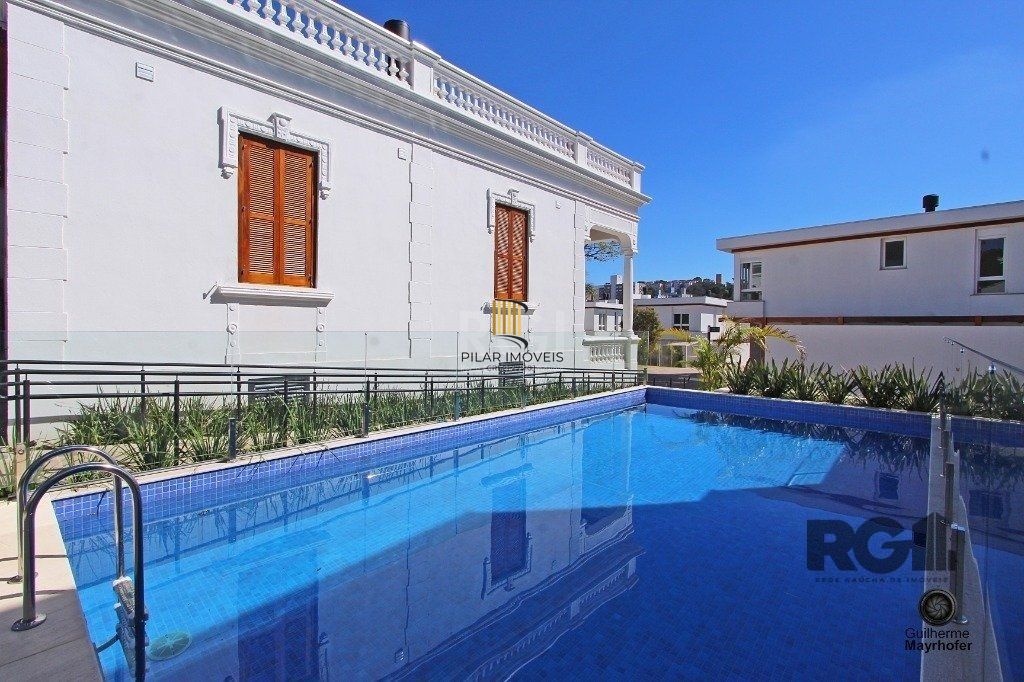 Casa Condominio para Venda - 221,59m², 3 suítes, 2 vagas - Teresópolis