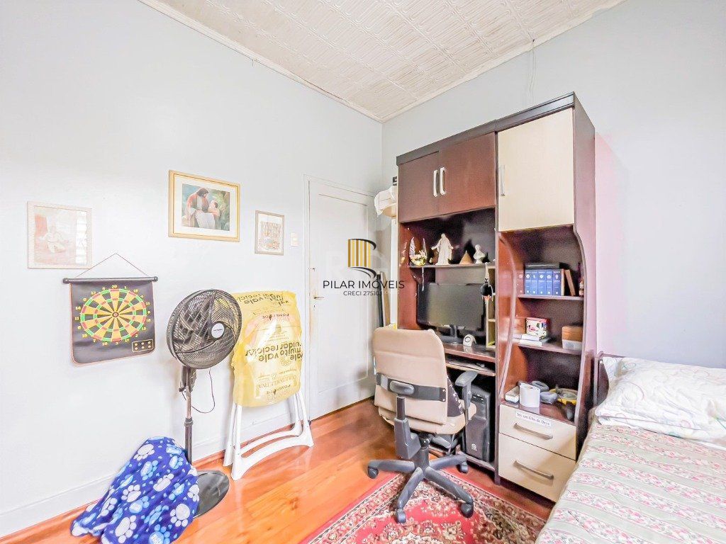 Casa para Venda - 212m², 3 dormitórios, 3 vagas - Azenha