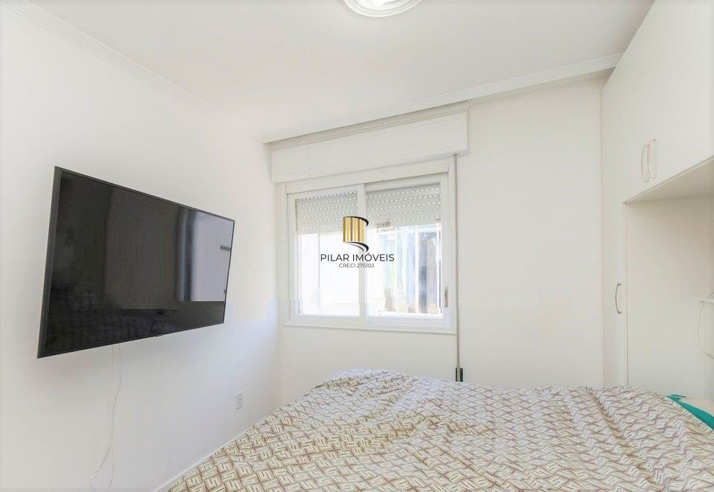 Apartamento para Venda - 128m², 3 dormitórios, 1 vaga - Menino Deus