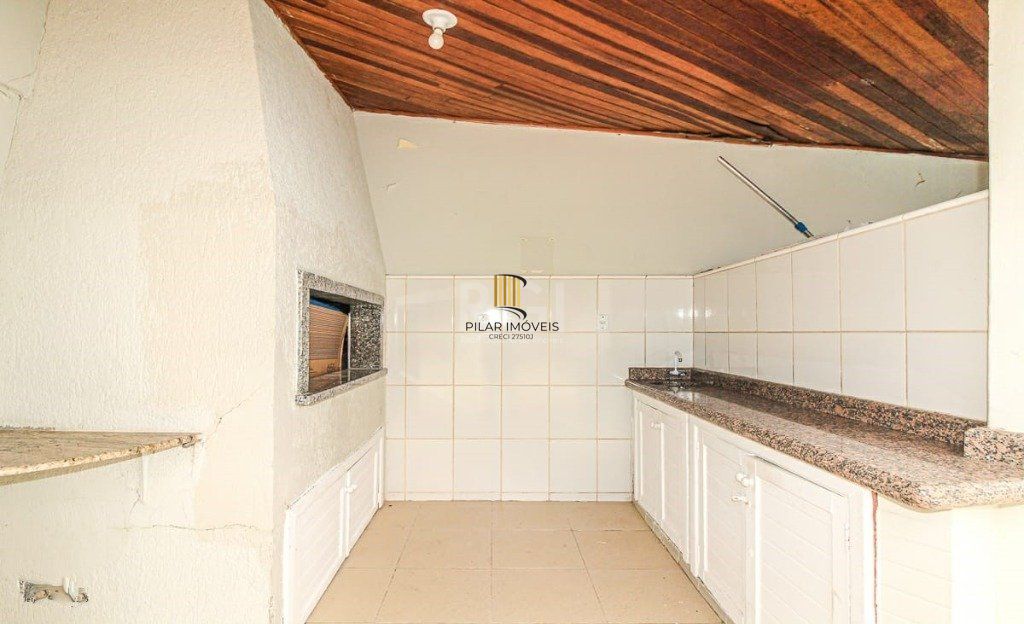 Casa Condominio para Venda - 162m², 3 dormitórios, sendo 1 suites, 2 vagas - Guarujá
