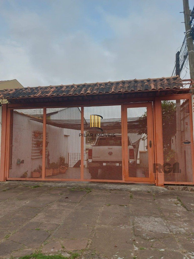 Casa 3 dormitórios à venda Rua São Joaquim, Glória - Porto Alegre