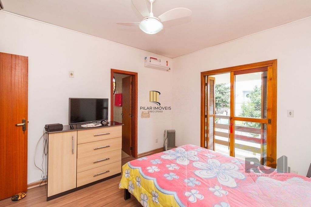 Casa 4 dormitórios no bairro  Aberta dos Morros