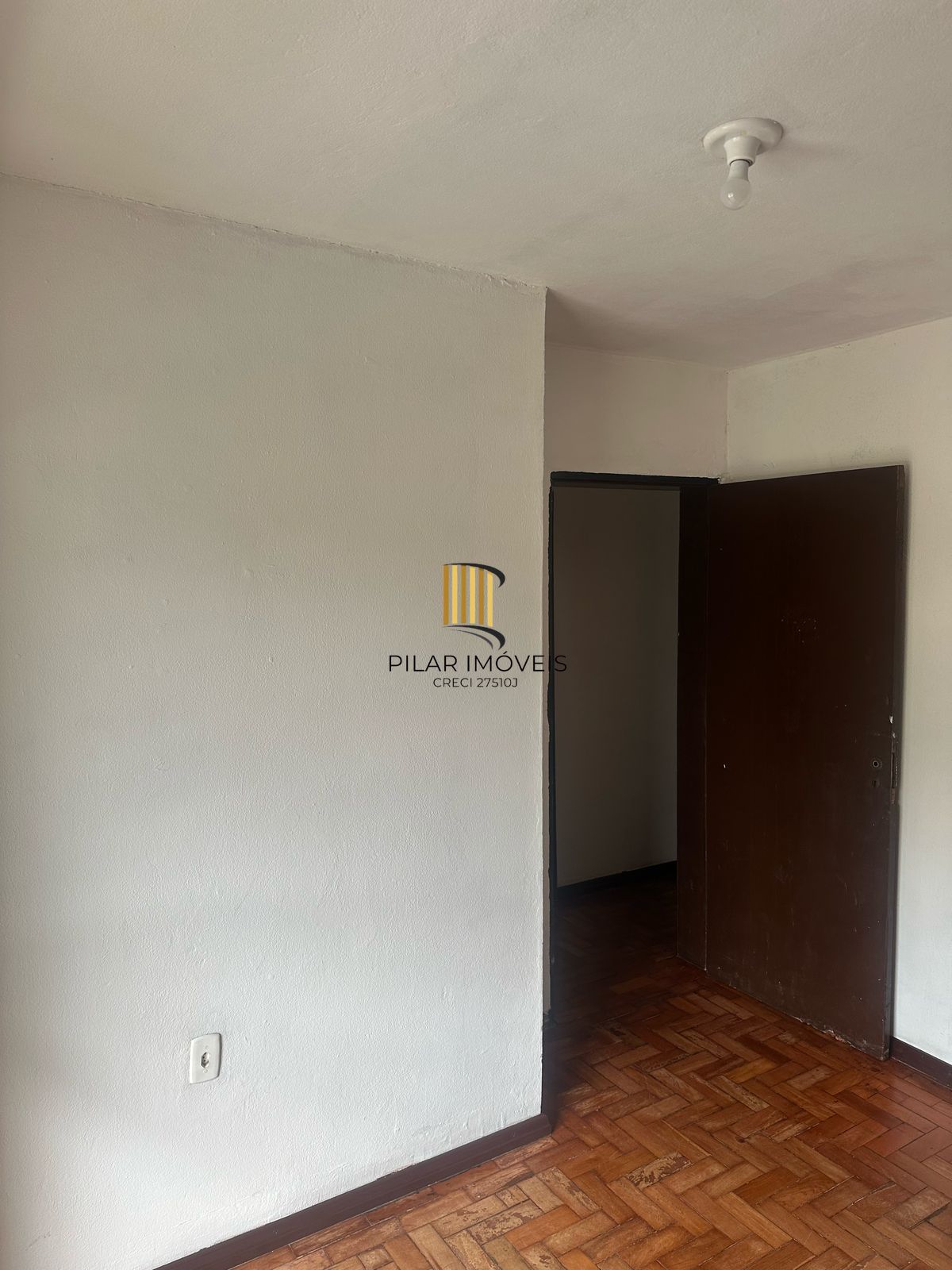 Casa 4 dorms à venda Rua Doutor Ney Cabral, Nonoai - Porto Alegre