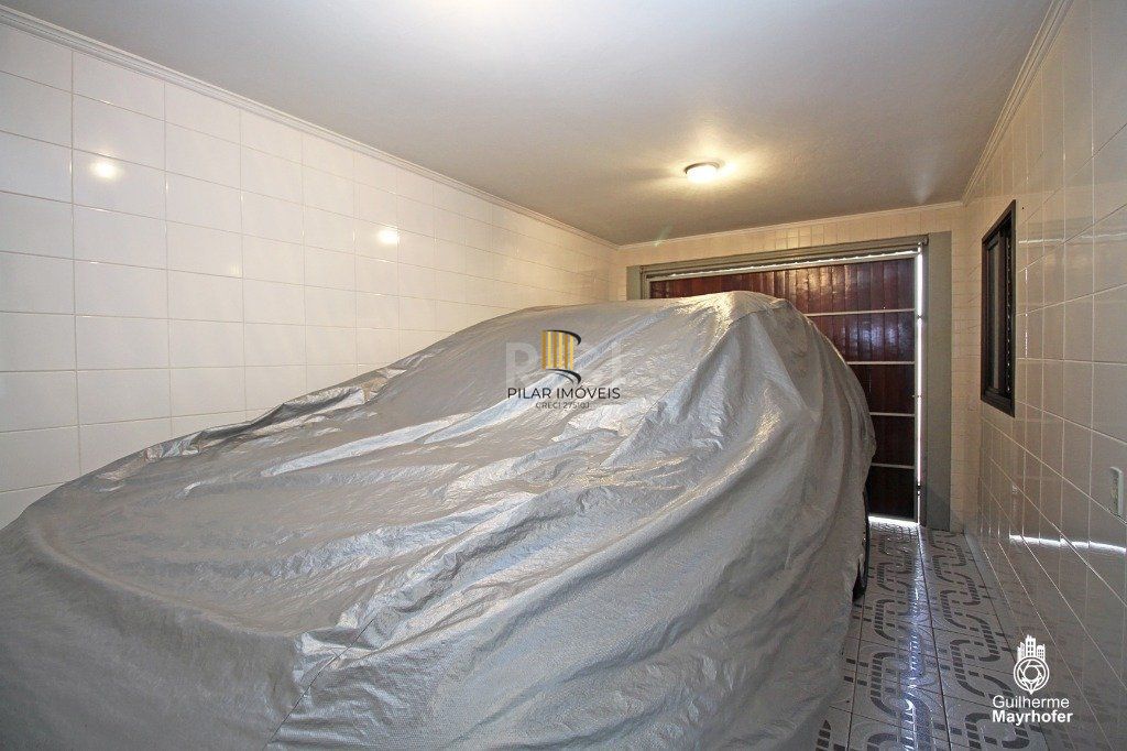 Casa para Venda - 246m², 3 dormitórios, sendo 2 suites, 3 vagas - Vila Ipiranga