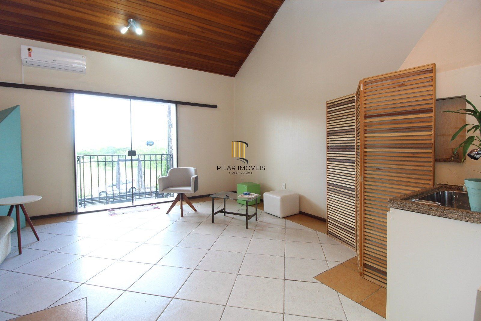 Casa de 180m² com 3 dormitórios  no bairro Ecoville, Porto Alegre