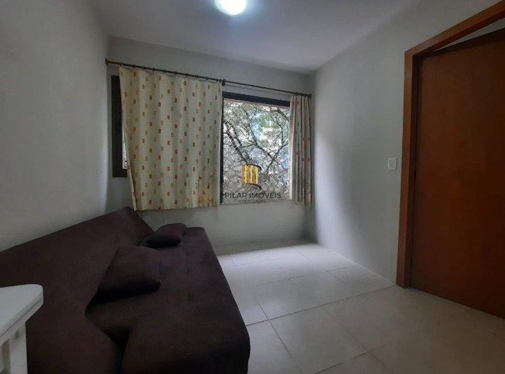 JK/Kitnet semi mobiliado no centro histórico