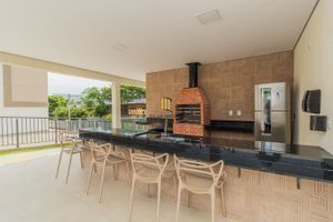 Apartamento de 02 dormitorios com vaga de garagem no bairro Cavalhada- Porto Alegre /RS. - Pilar Imóveis