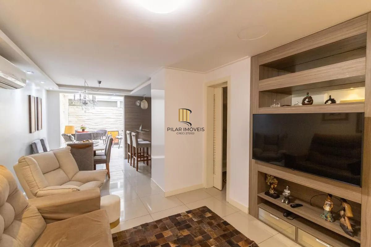 Casa de condomínio com 150m², 3 quartos e 2 vagas