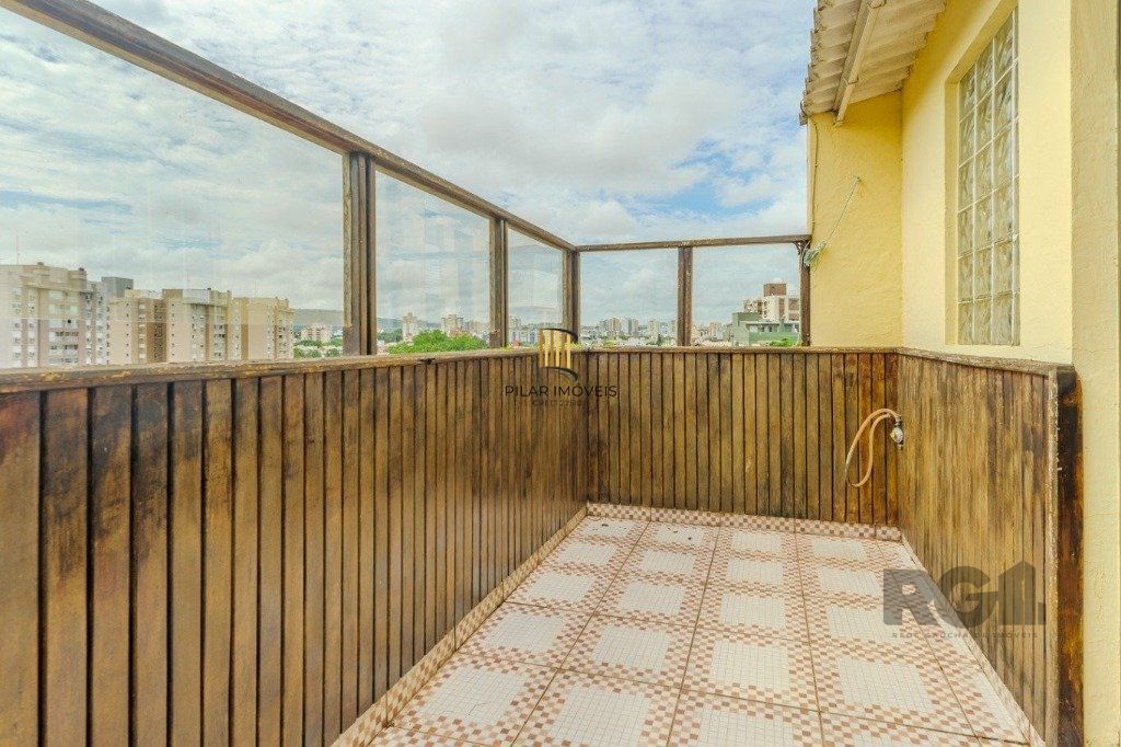 Excelente cobertura de 157m² com 4 dormitórios e 2 vagas. 