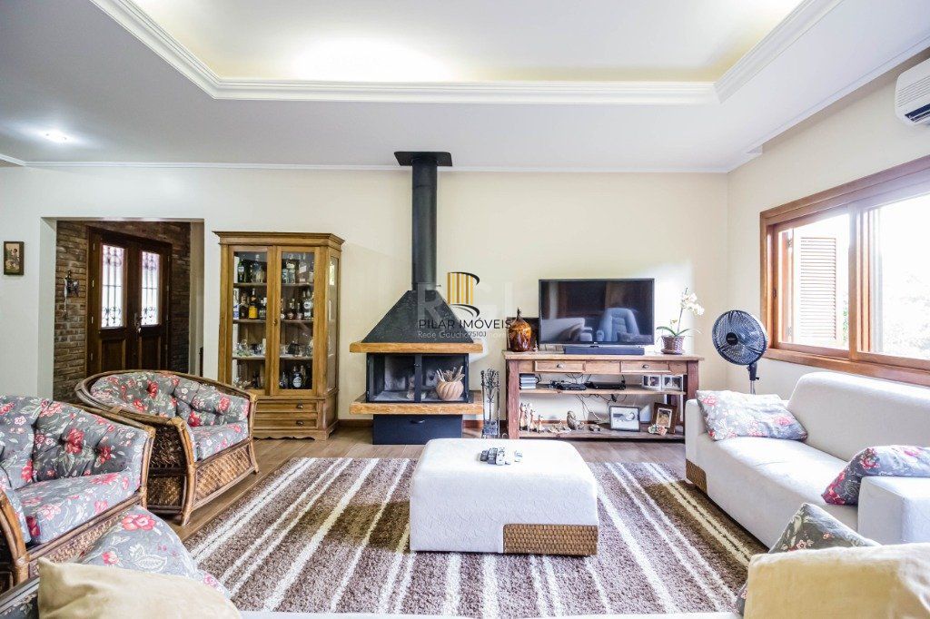Sítio para Venda - 25000m², 0 dormitórios, Lomba do Pinheiro