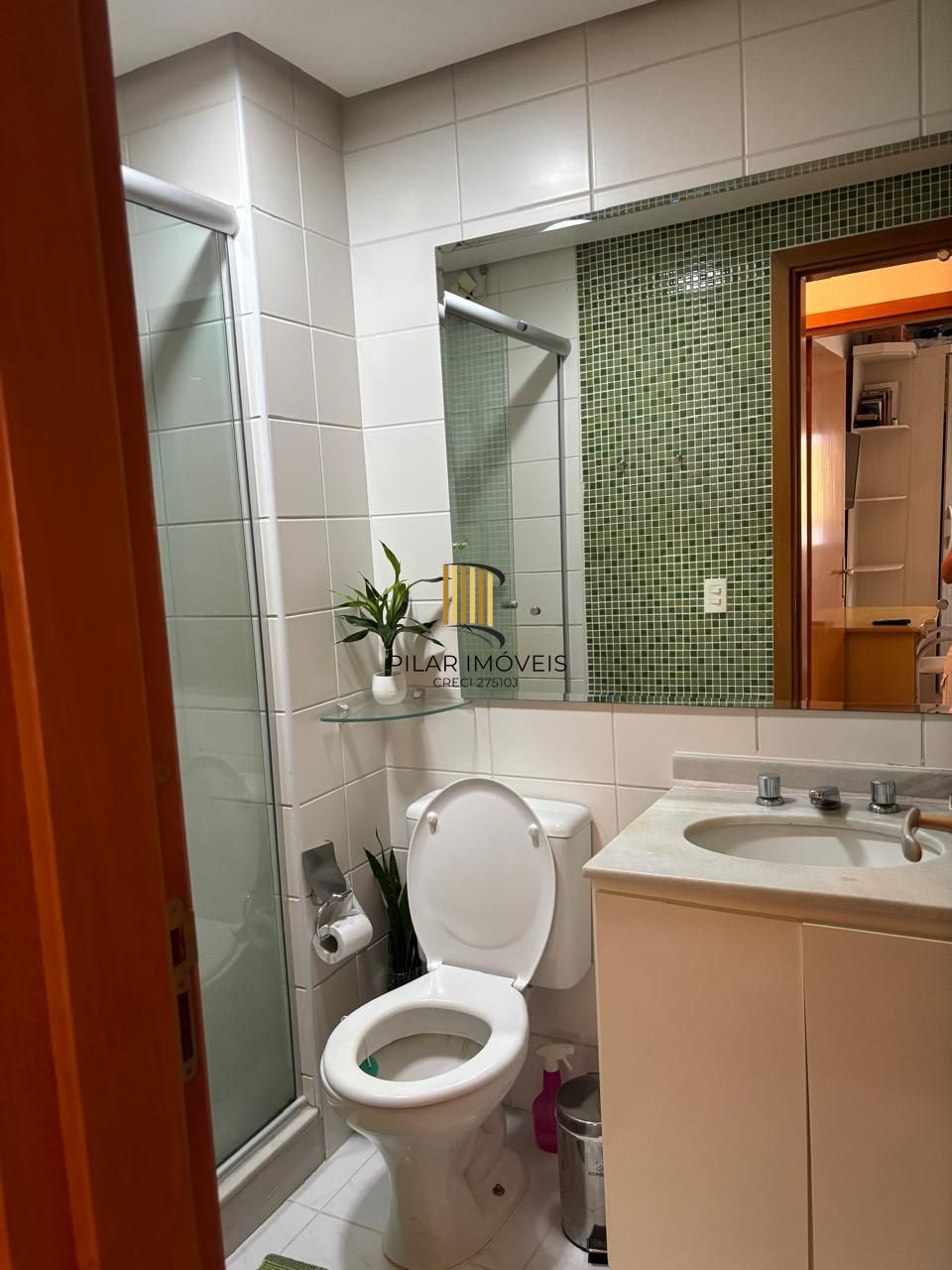 Apartamento de 02 dormitórios com infraestrutura completa no bairro Teresópolis/Porto Alegre-RS