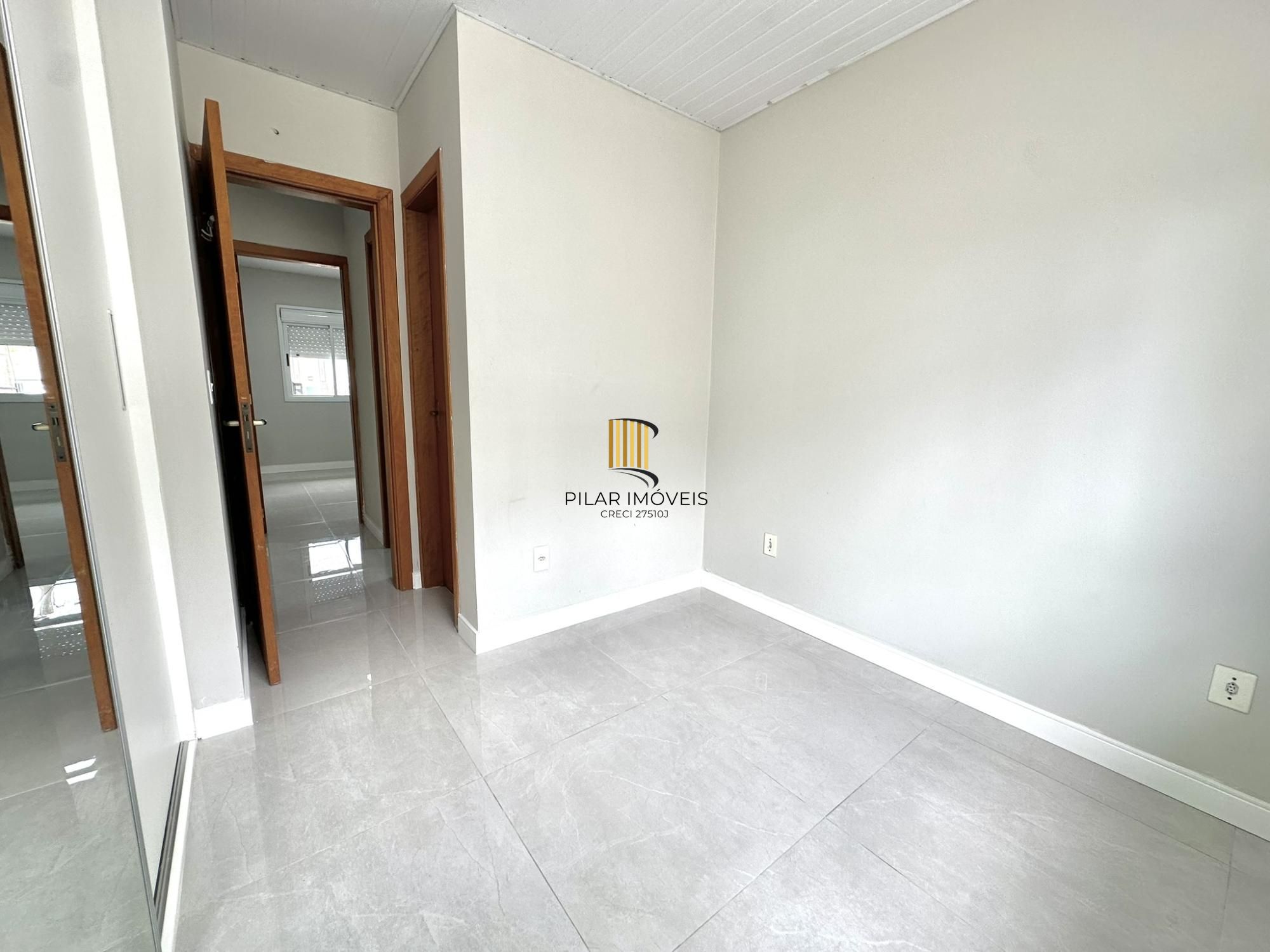 Casa de Condomínio 2 dormitórios no bairro Hípica