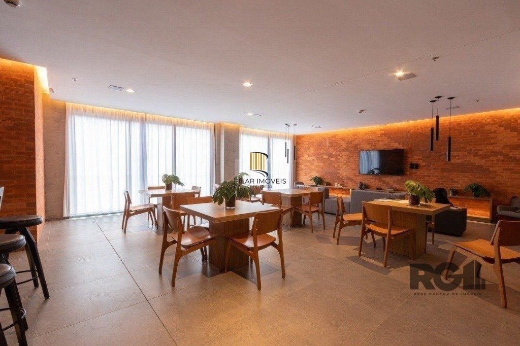 Apartamento 1 dor, 1 vaga coberta, localizado junto ao Bourbon Shopping Teresópolis.