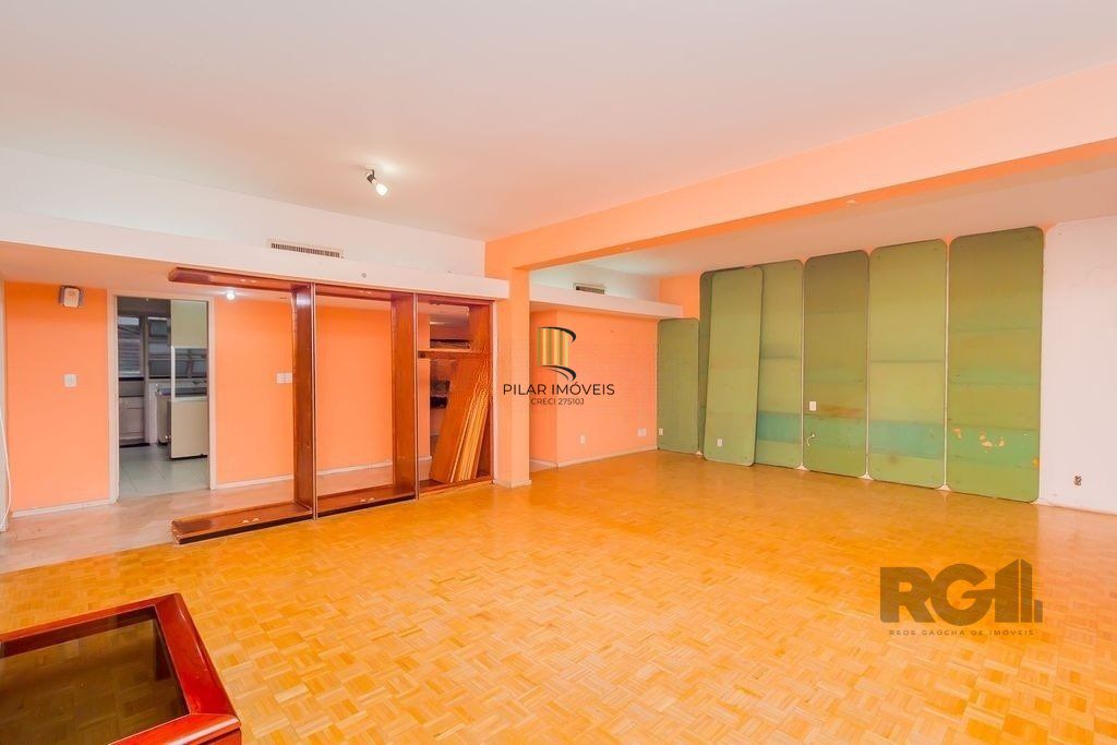 Apartamento de 3 dormitórios, bairro Bom Fim