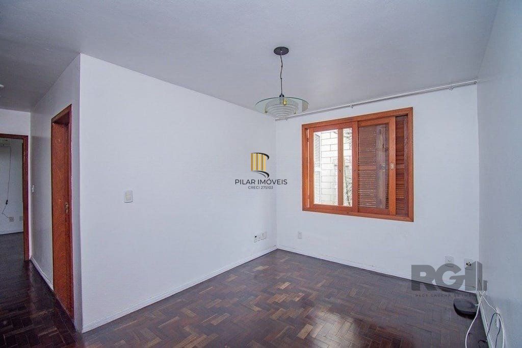 Excelente apartamento de 78m² com 3 dormitórios no bairro Petrópolis.