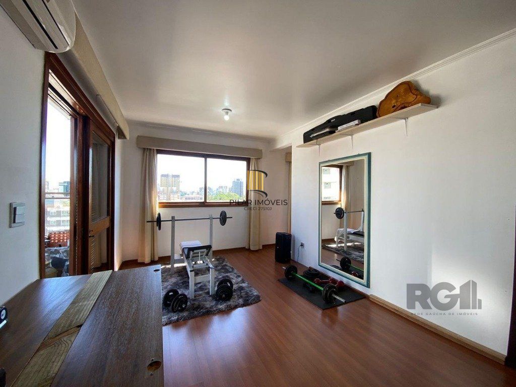 Cobertura Duplex para Venda - 269,97², 3 dorm, 1 suite, 2 vagas - Menino Deus