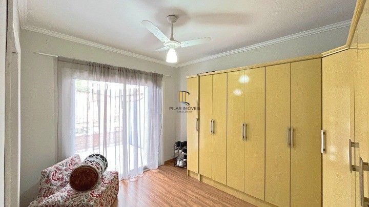 Casa com 4 Quartos e 3 banheiros de 223 m², perto da PUC à venda por R$ 697.000