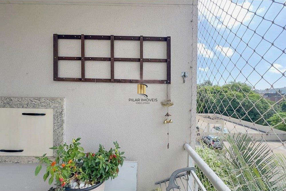 Apartamento de 3 dormitórios à venda no Bairro Teresópolis, Porto Alegre.