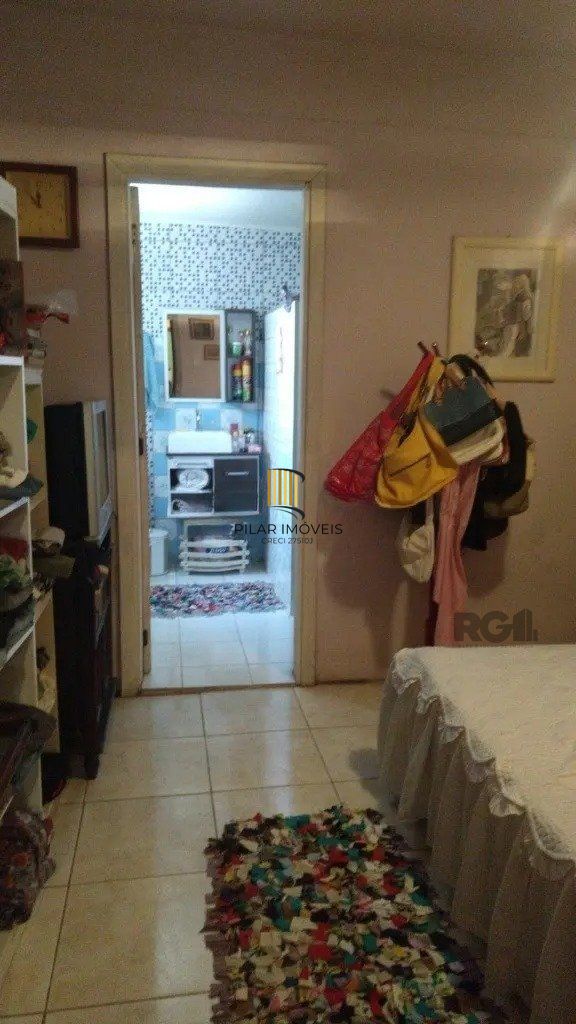 Casa com 3 dormitórios no bairro Sarandi