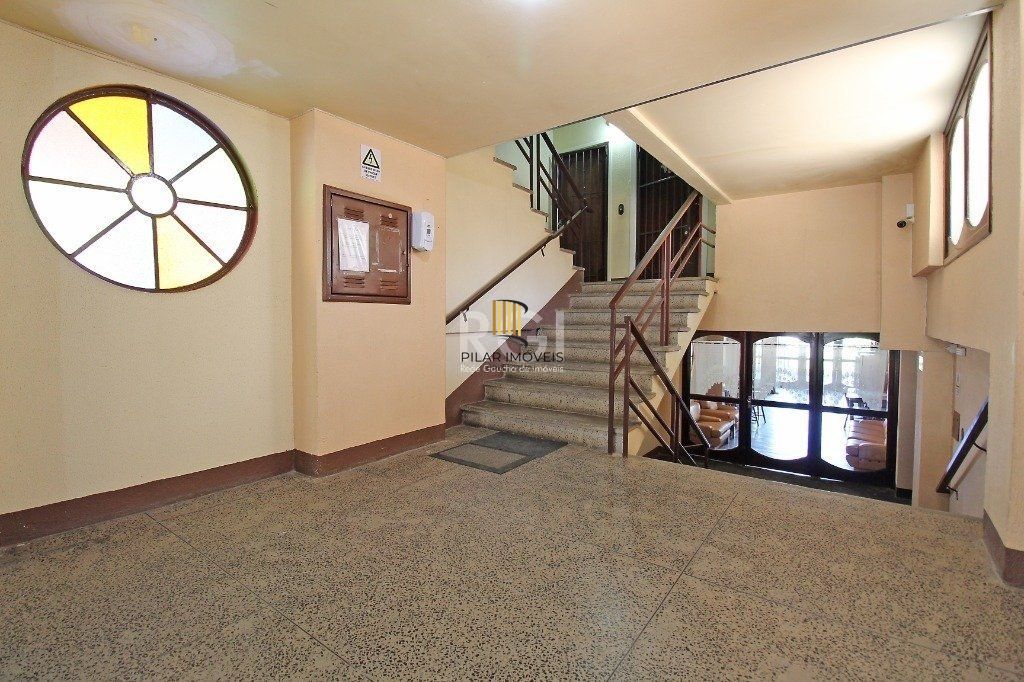 Apartamento para Venda - 71m², 2 dormitórios, 1 vaga - Teresópolis