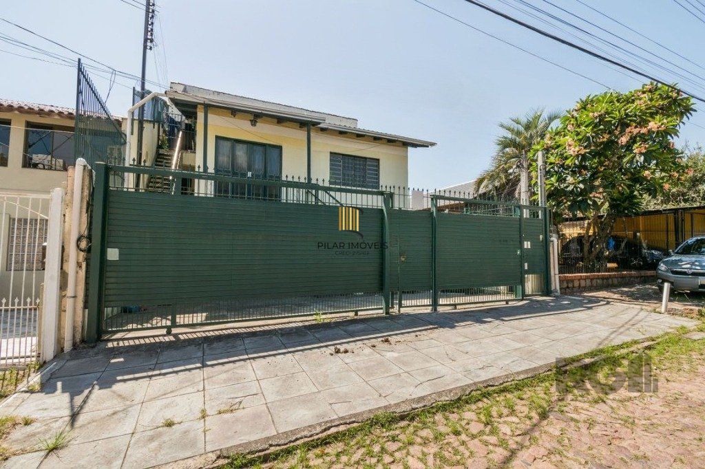 Casa com 5 dormitórios no bairro Jardim Sabará