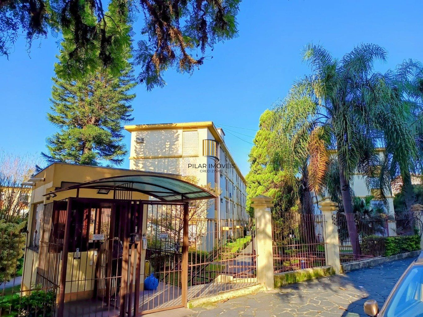 Apartamento à venda com 3 quartos 63 m²