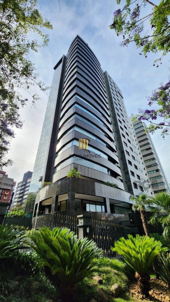 Excelente apartamento de 382,57 m² com 4 suítes e 4 vagas de garagem