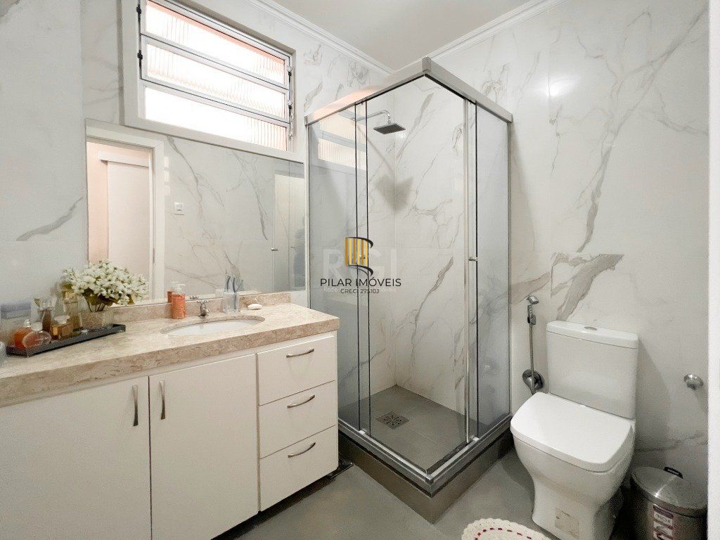 Apartamento 85m² - 3 dormitórios, sacada, churrasqueira no bairro Cidade Baixa