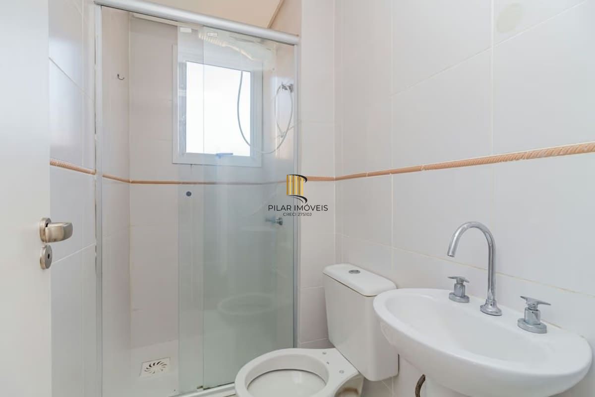 Apartamento de 2 dormitórios à venda em Hípica, Porto Alegre.