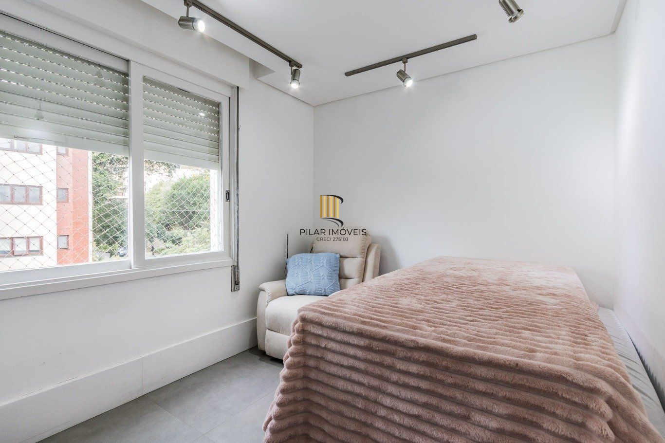 Cobertura de 3 dormitórios à venda em Mont'Serrat, Porto Alegre.