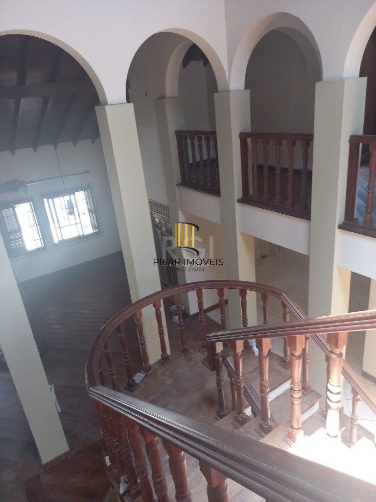 Casa 3 dormitórios no bairro Nonoai