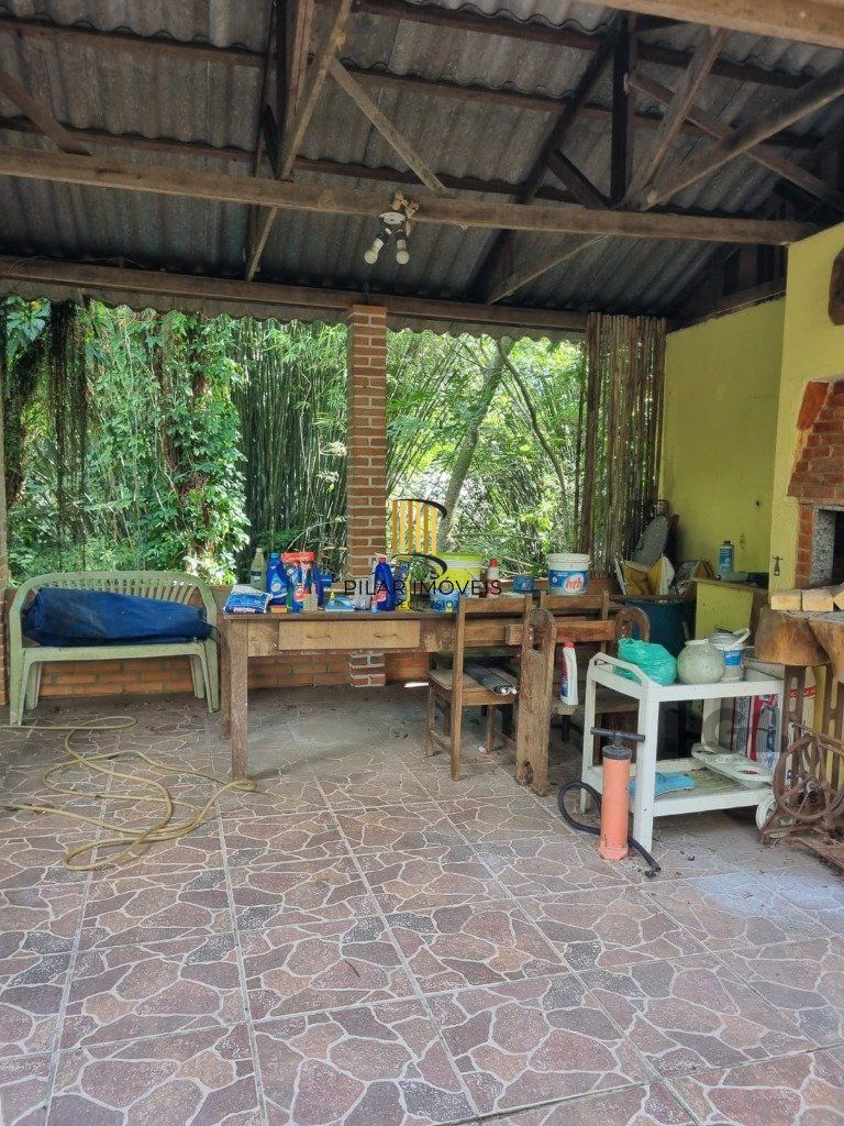 Casa 5 dormitórios no bairro Cavalhada