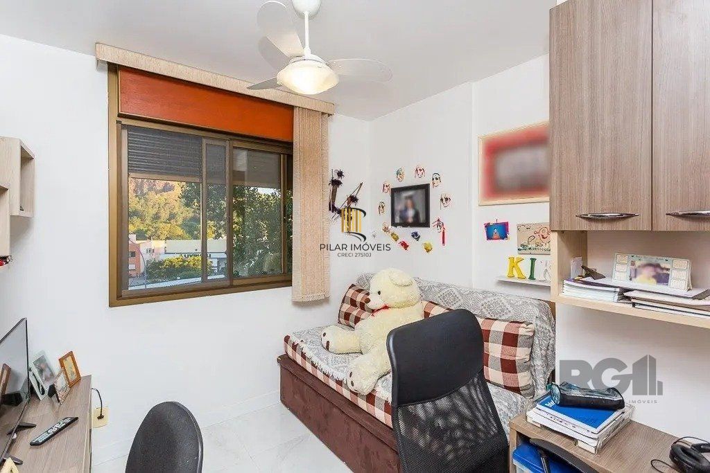 Apartamento com 3 dormitórios no bairro Jardim Carvalho