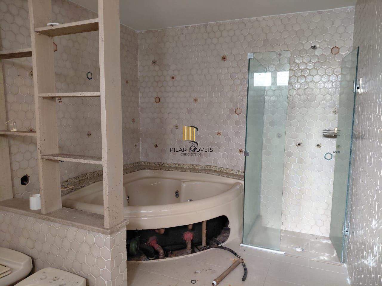 Ampla casa com pátio Bairro Teresópolis