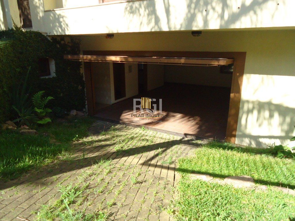 Casa 3 dormitórios no bairro Teresópolis
