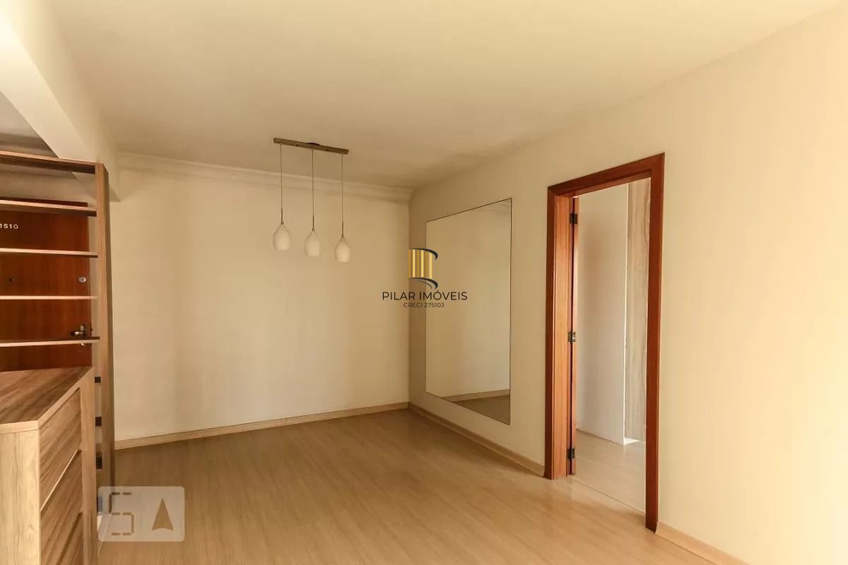 Apartamento de  01 dormitorio com vaga de garagem na Azenha - Porto alegre.