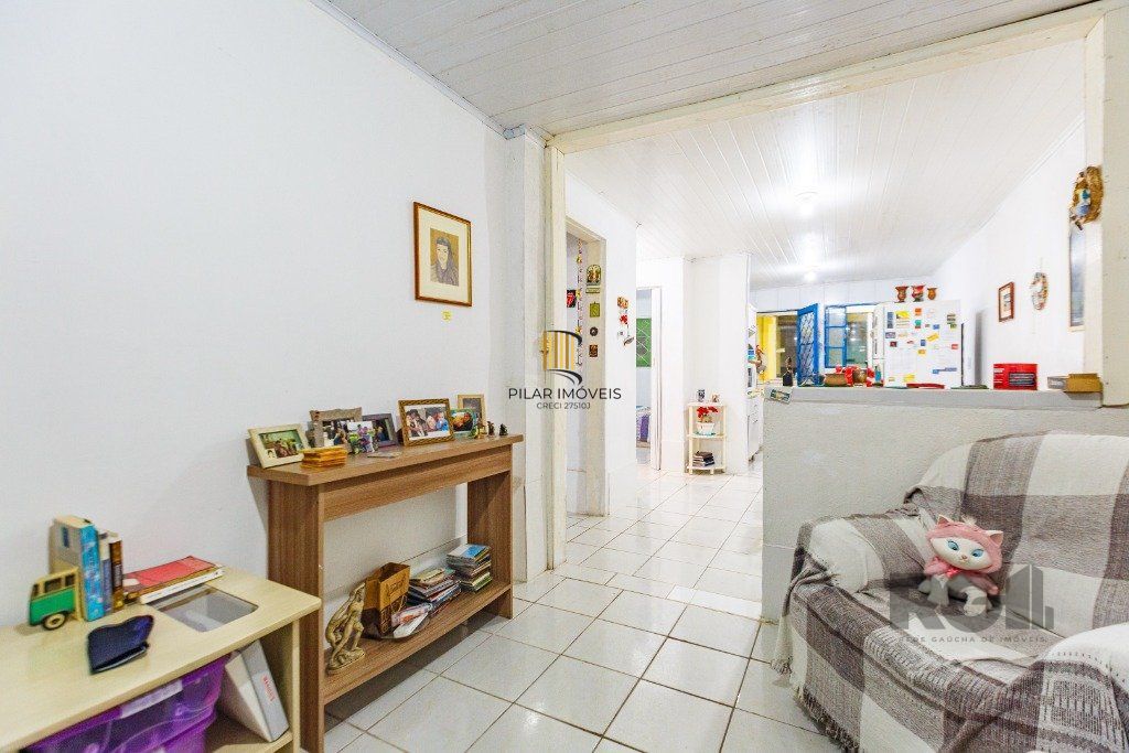 Casa de 4 Dormitório(s) Bairro Nonoai - Porto Alegre