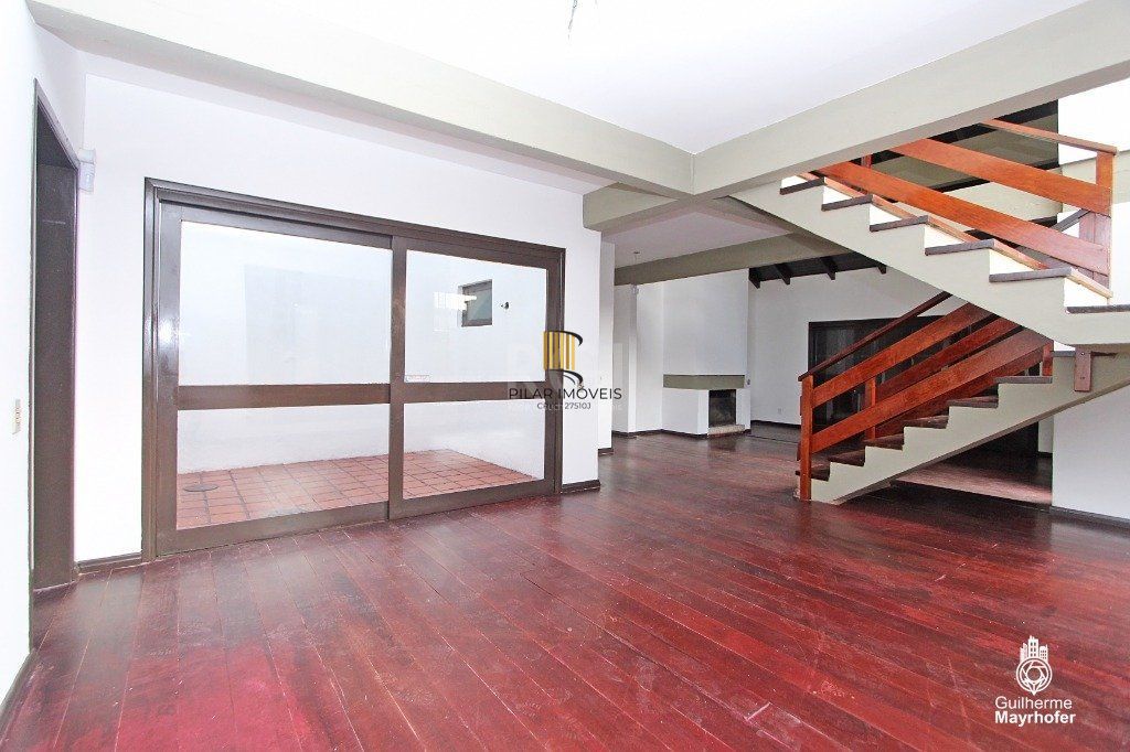 Casa para Venda - 320m², 4 dormitórios, sendo 1 suites, 3 vagas - Cavalhada
