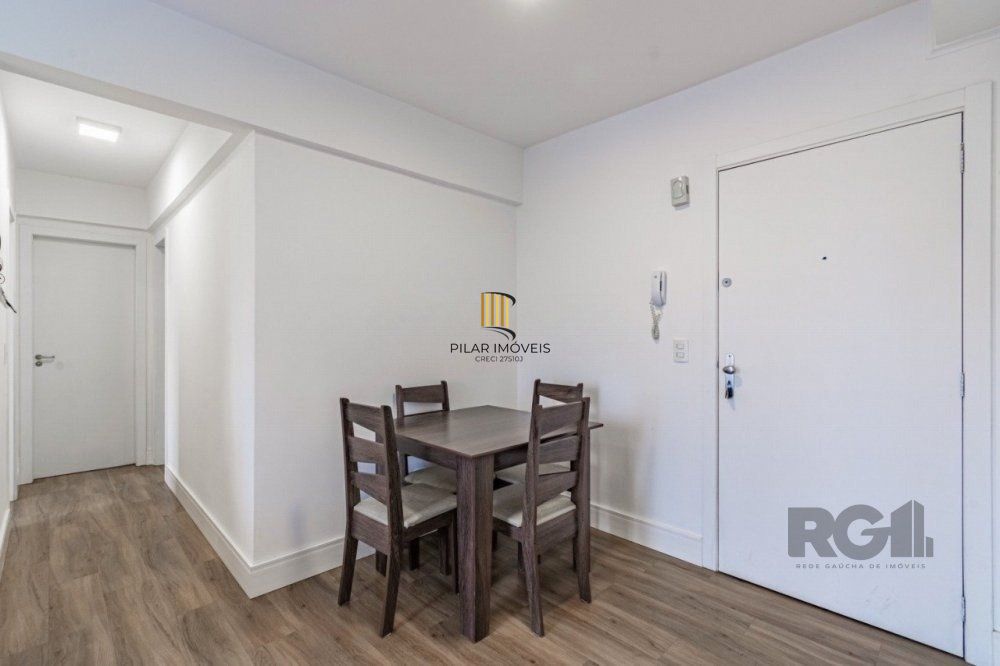 Apartamento 50m² - 2 dormitórios e 1 vaga no bairro Partenon