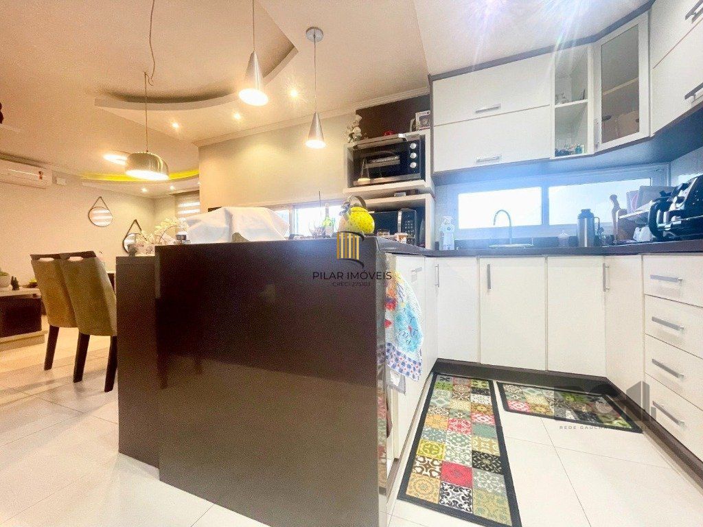 Casa de 2 dormitórios no bairro Jardim Sabará