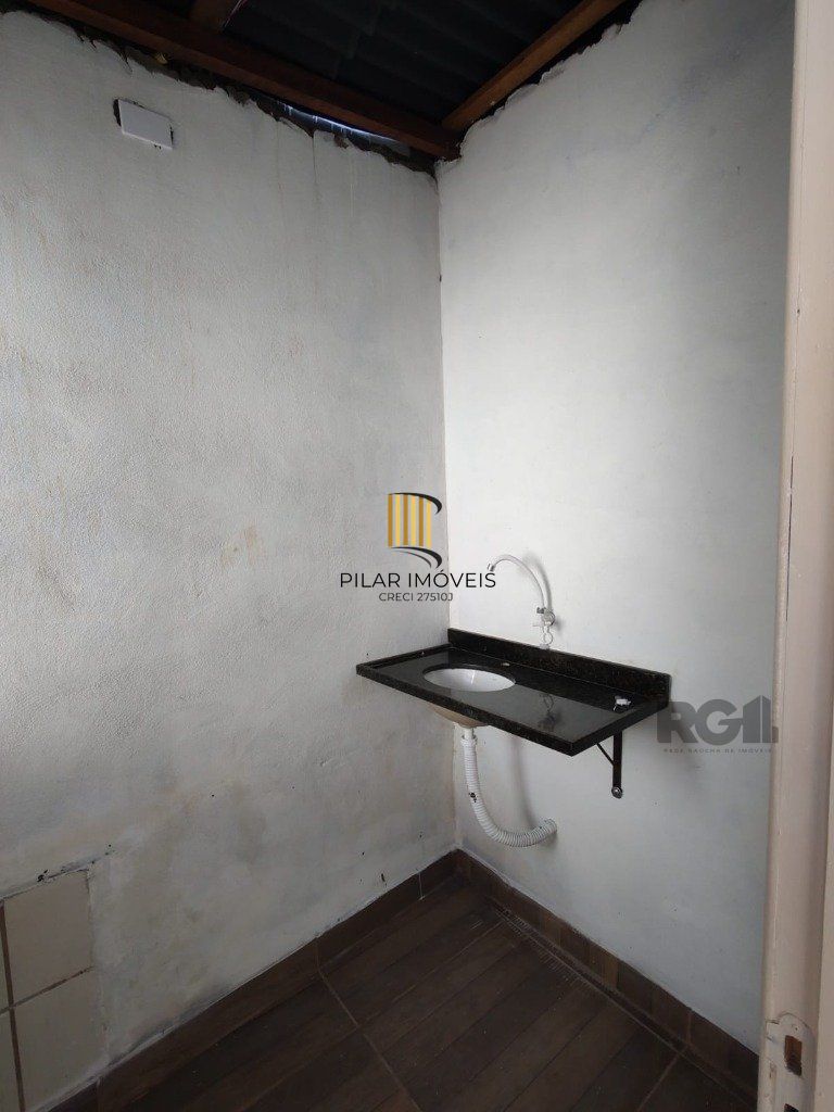 Loja para Venda - 60m², 0 dormitórios, 3 vagas - Petrópolis