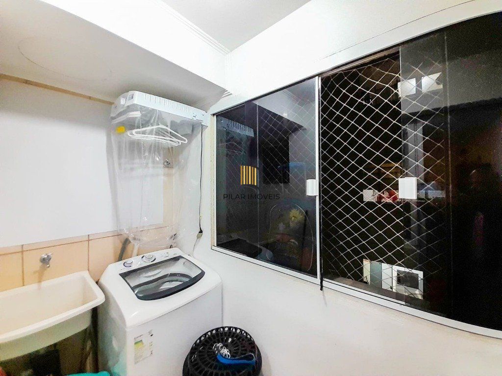Apartamento com 3 dormitórios no bairro Igara Canoas