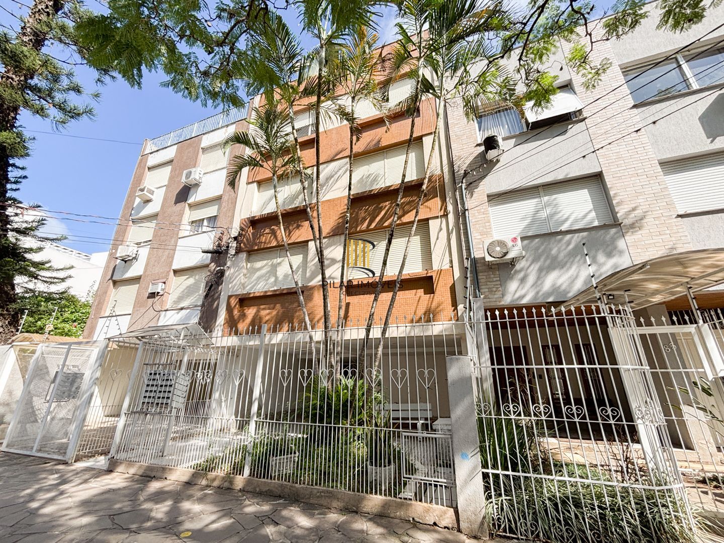 Apartamento 1 dorm à venda Rua Mucio Teixeira, Menino Deus - Porto Alegre
