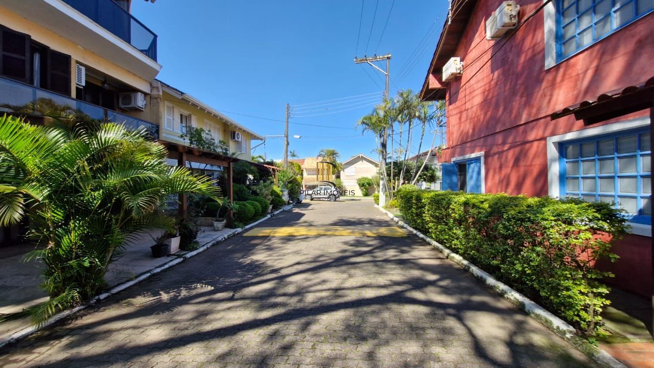 Casa em Condominio Fechado bairro Ipanema