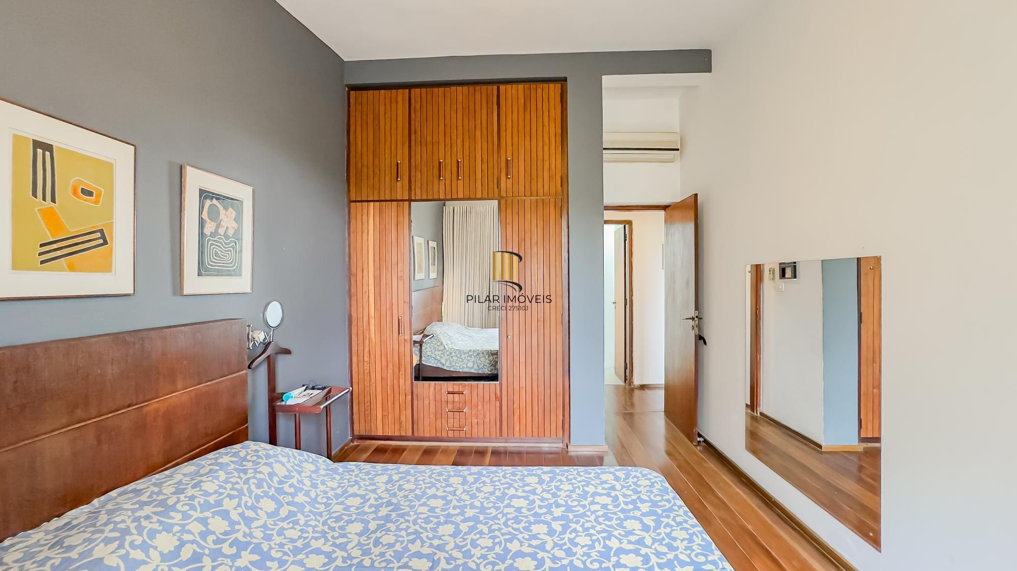 Casa com 3 quartos e 313m² à venda em Chácara das Pedras, Porto Alegre. Rua Joao Paetzel, Chácara Das Pedras, Porto Alegre
