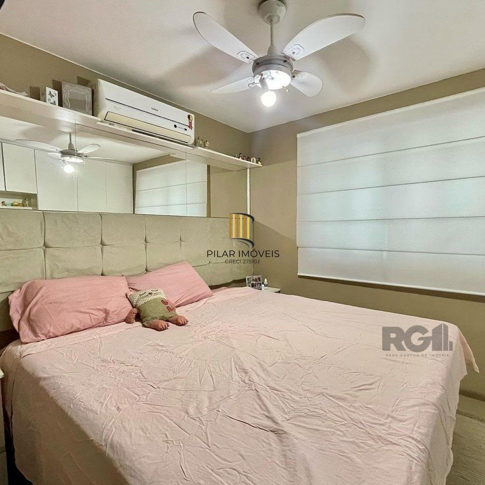 Casa em condomínio fechado - 70m², 2 dormitórios, 1 vaga de garagem no bairro Humaitá